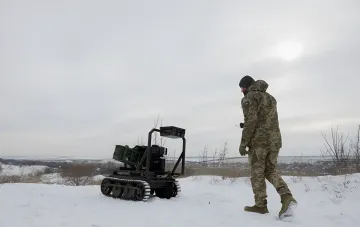 Лабораторні випробування зимового взуття для військових в Україні