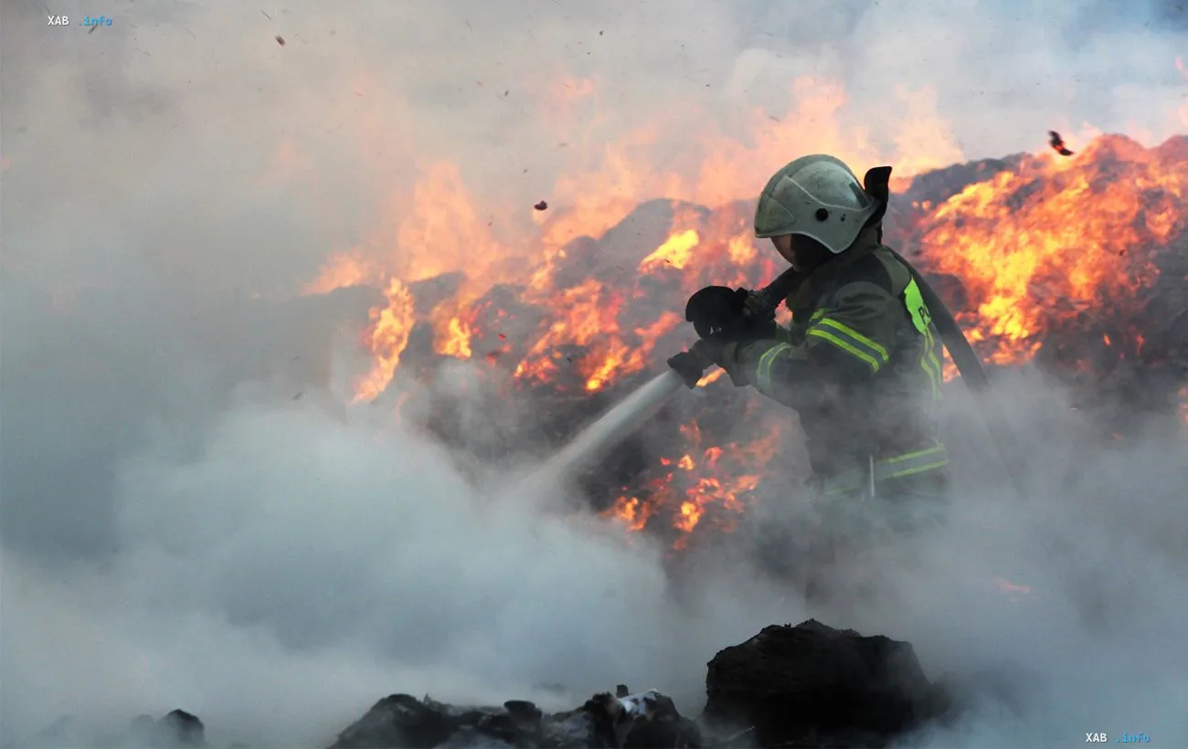 Brand in einer russischen Erdölraffinerie nach nächtlichem Drohnenangriff
