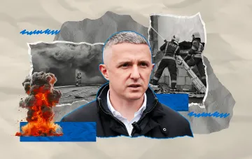 Andriy Razumovsky against the background of a collage with destruction and explosions in the city