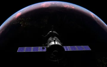 Российский военный спутник на фоне Земли в космическом пространстве