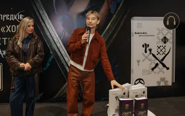 Ольга Навроцька та Алан Бадоєв на презентації інклюзивних версій книги у Львові