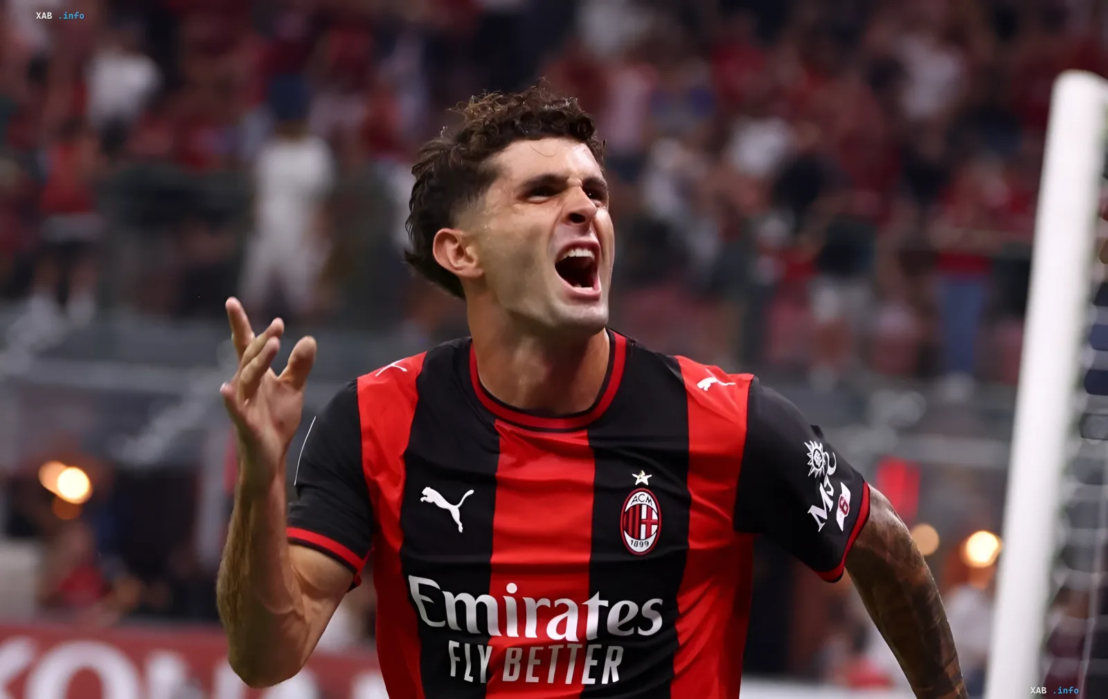 Christian Pulisic feiert emotional ein Tor im Trikot der AC Mailand
