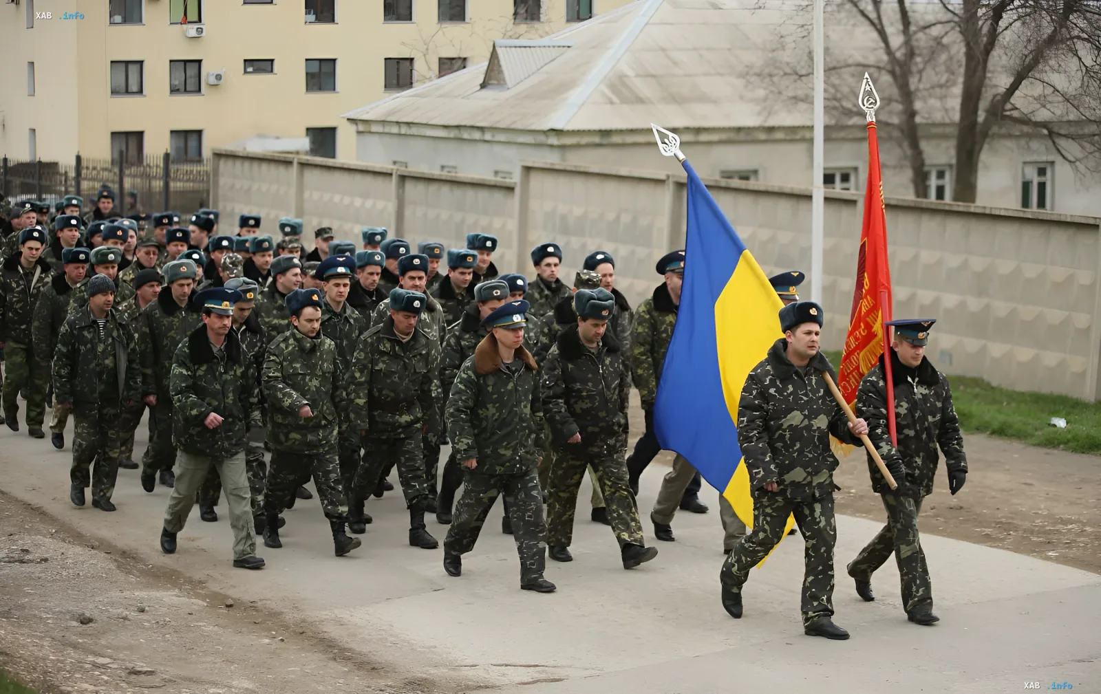Ukrainian servicemen marching with flags in Crimea in 2014