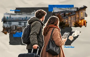 Молодая пара с чемоданом и смартфоном на фоне коллажа с видами Киева и жилья