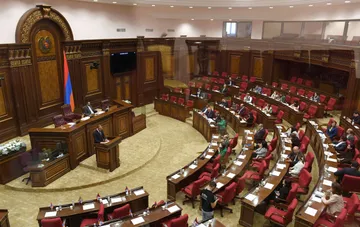 Зал заседаний парламента Армении во время массовой драки между депутатами