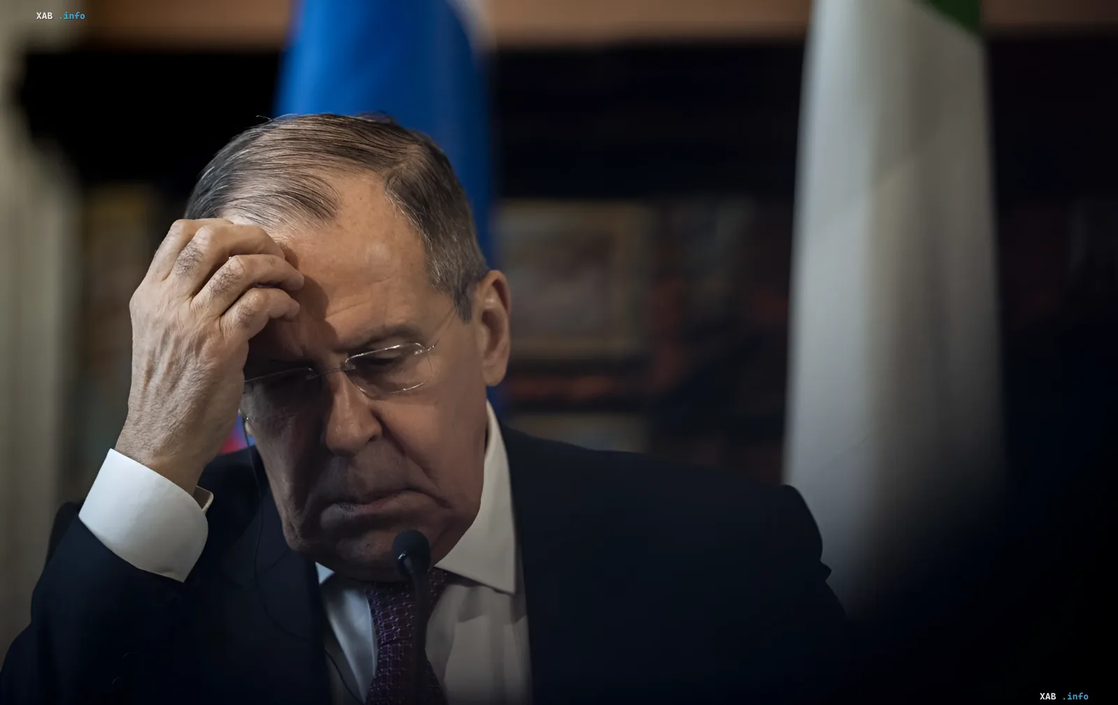 Министр иностранных дел России Сергей Лавров на заседании в ходе саммита G20